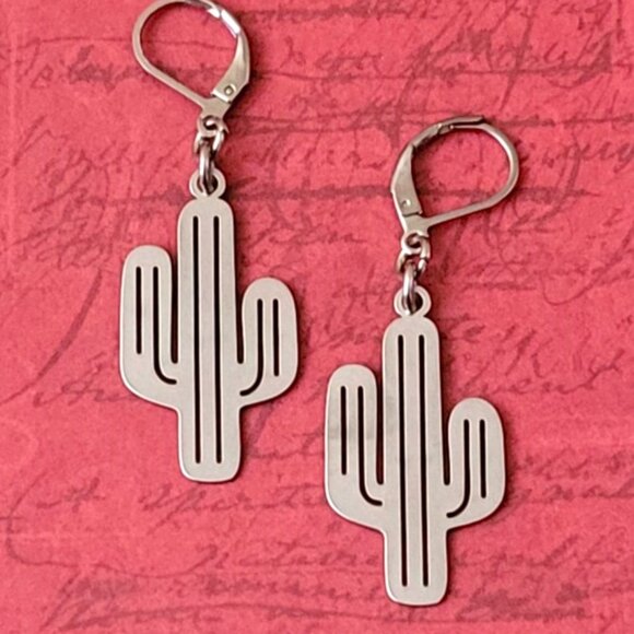 CACTUS Charm Earrings Stainless Steel Lever Back Earwires Arizona Desert Western - Picture 6 of 12